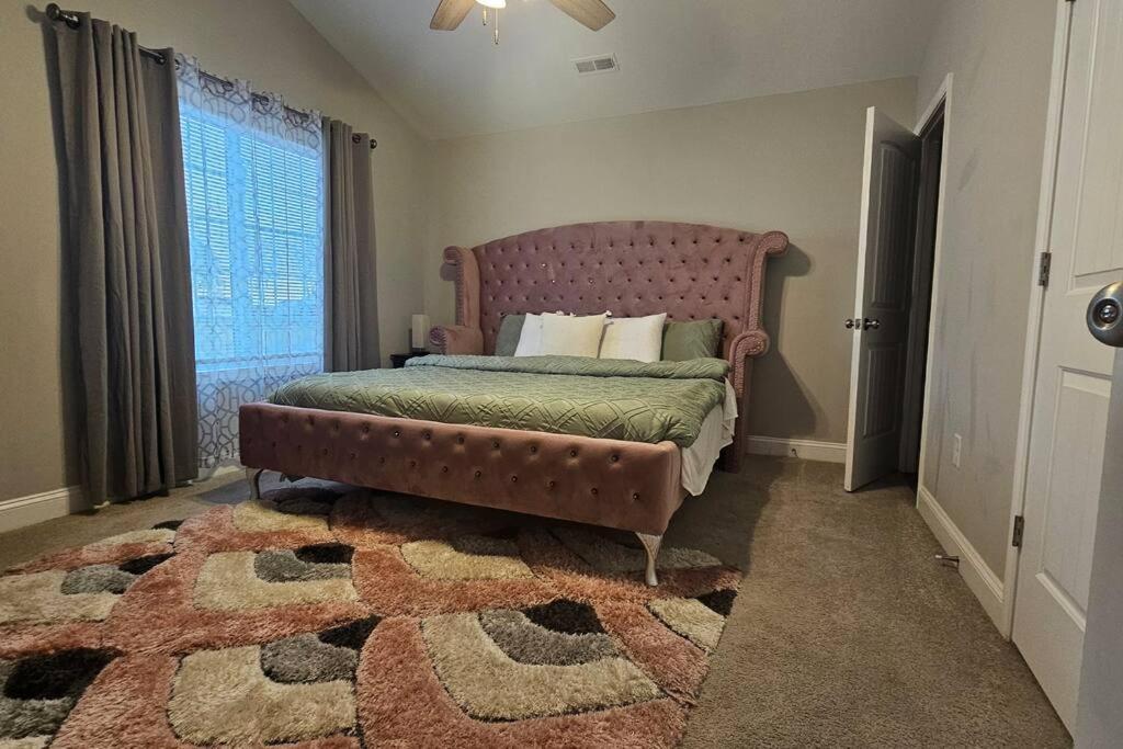 Gorgeous 3 Bedroom Home With Cable Tv In All Rooms & Free Wi-Fi 康科德 外观 照片